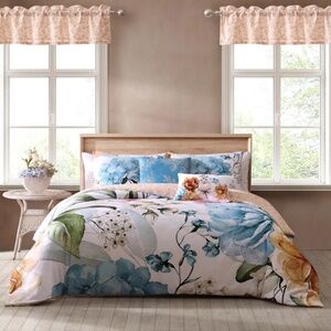 Bebejan Maia Reversible King Comforter Set